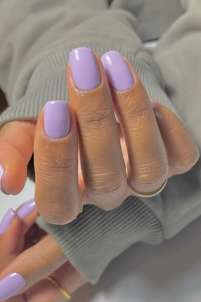 Stylish manicure: the most fashionable pastel shades of spring 2025 23