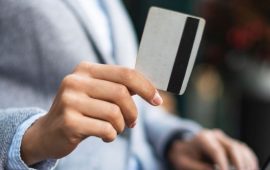 5 ситуацій, коли кредитна картка рятує бюджет