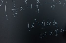 Чи можна вивчити алгебру за допомогою шкільного посібника?