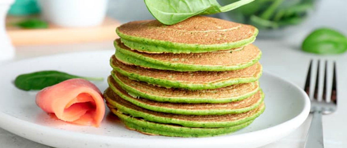 Pancakes with spinach: how to cook them correctly, recipe