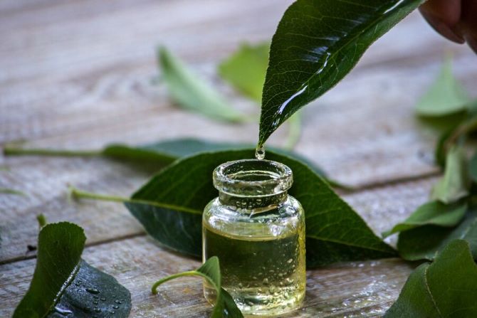 How to whiten nails at home: 5 simple ways 5