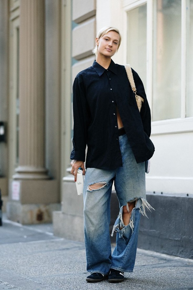 Ripped jeans: a fashionable hit of the season for summer 2025 6