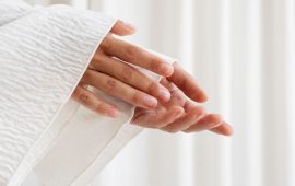 Как отбелить ногти в домашних условиях: 5 простых способов