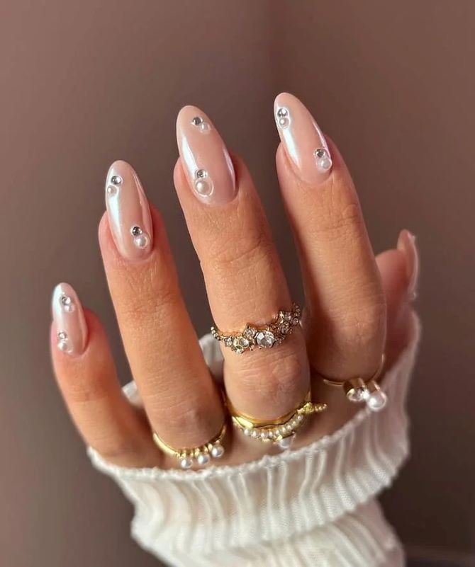 Manicure for prom 2025: fashionable ideas for an important evening 25