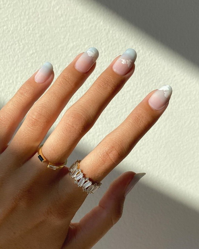 Cloud manicure: the magic of the sky on your nails 20