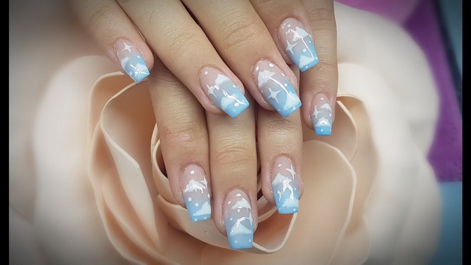 Cloud manicure: the magic of the sky on your nails 19