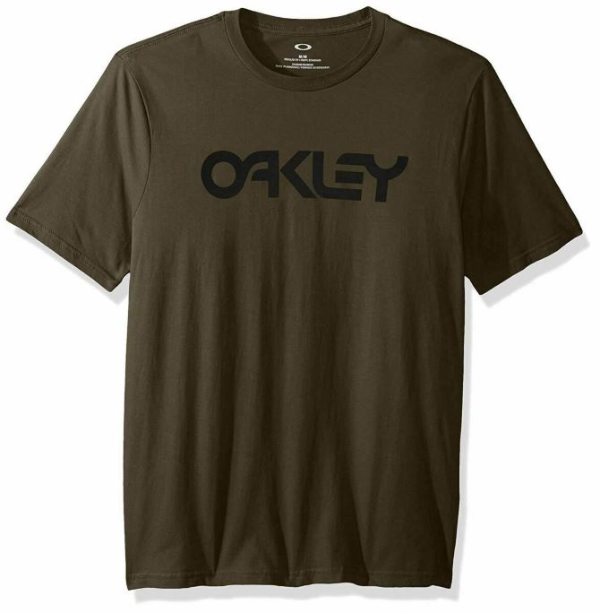 Oakley в Україні: стильний і технологічний одяг від легендарного бренду 1