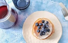 Шведские оладьи с черникой: как приготовить вкусное и питательное блюдо