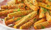 Хрусткі кабачки у клярі: як приготувати смачну закуску?