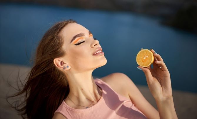 Как защитить кожу от летнего солнца изнутри: 5 полезных продуктов 5