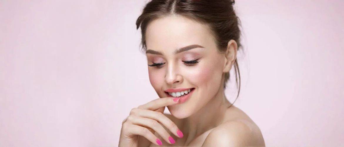 Beauty without makeup: what should be in every woman’s cosmetic bag