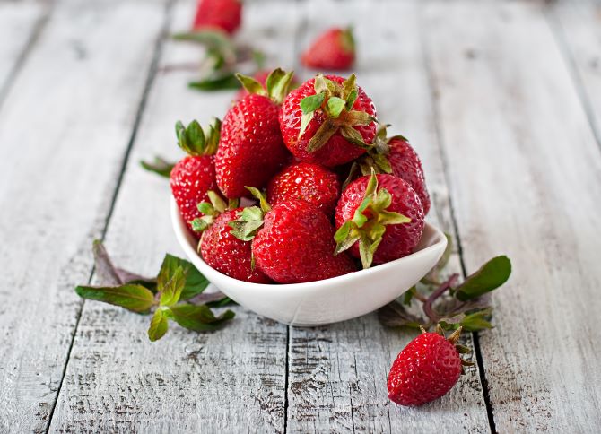4 Fruits That Help Reduce Skin Pigmentation 3