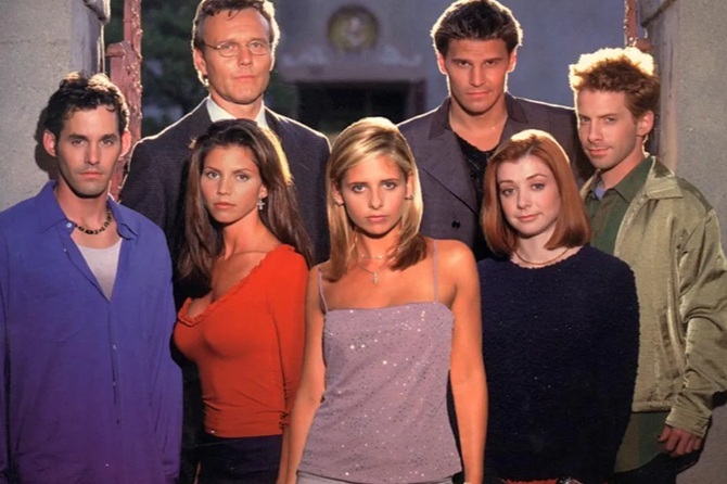 Die Schauspieler der neuen Serie „Buffy – Im Bann der Dämonen“ stehen fest. 1
