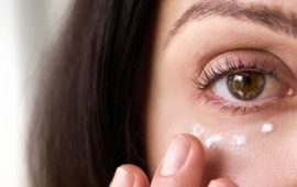5 Fehler beim Auftragen von Augencreme