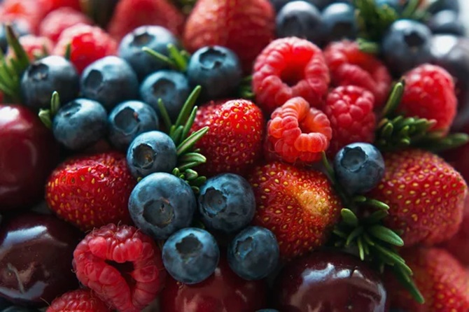 5 Best Summer Fruits for a Flat Belly 2