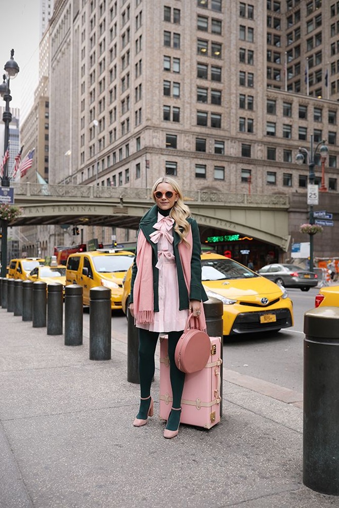 Fashionable shades of tights for autumn 2025: current options 2
