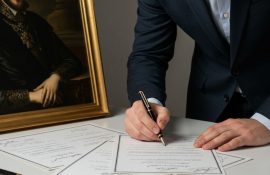 Оформление документов и упаковка для экспорта картин из Украины: полный гид по безопасной доставке