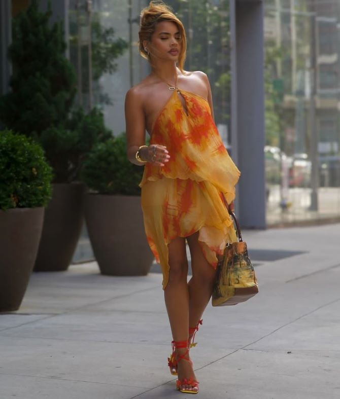 Fashionable prints for women in summer 2025: ideas for stylish looks 21