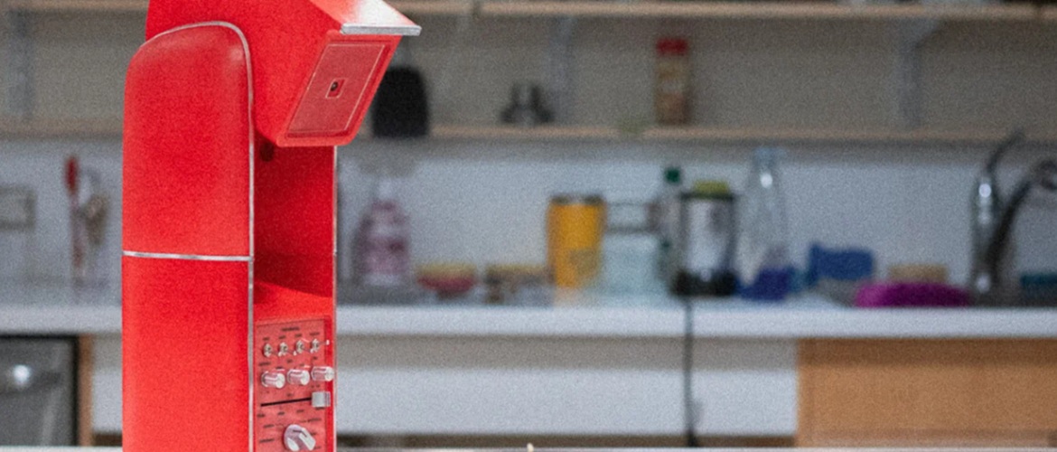 Kitchen robot Kitchen Cosmo created in the USA, which independently creates recipes