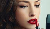 How to lift the corners of your lips: makeup tricks