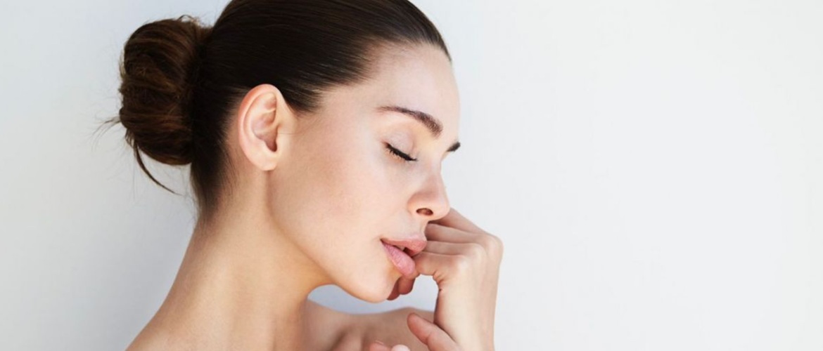 How to avoid breakouts on your face in the summer: 5 rules
