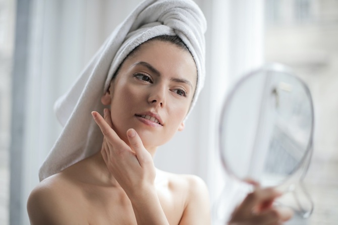 How to properly cleanse your face at 40: tips for women 1
