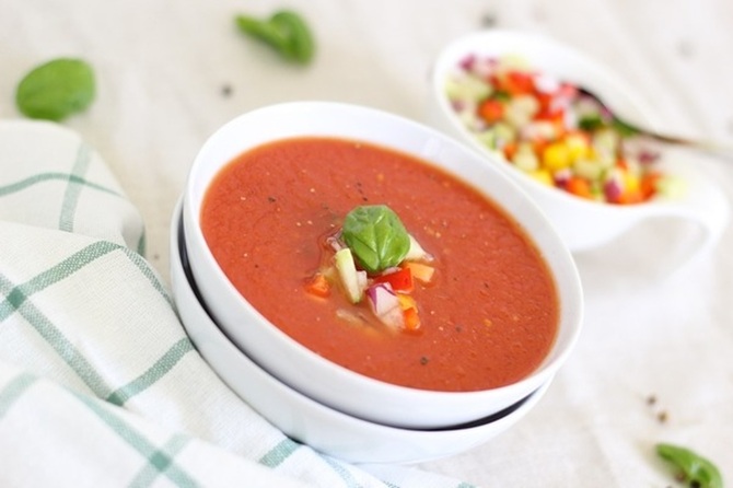 Die 5 besten kalten Suppen mit Tomaten: Schritt-für-Schritt-Rezepte 4