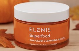 Как правильно смывать макияж: секреты Elemis