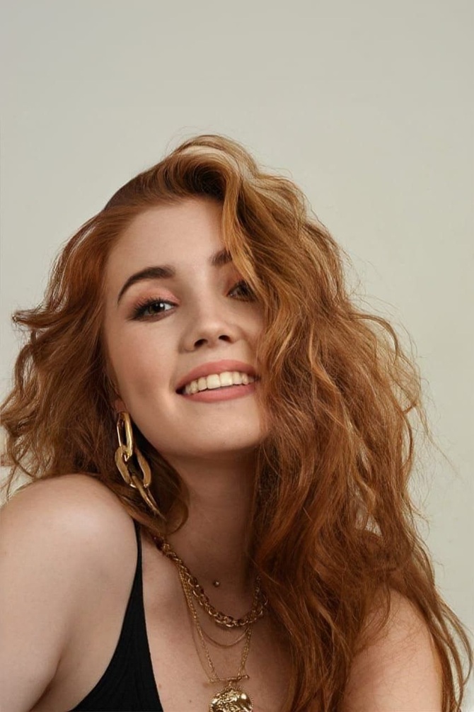 5 Best Shades of Blush for Redheads 3