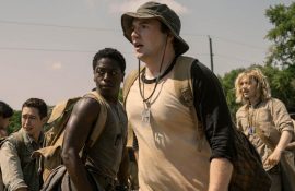вышел трейлер долгая прогулка
