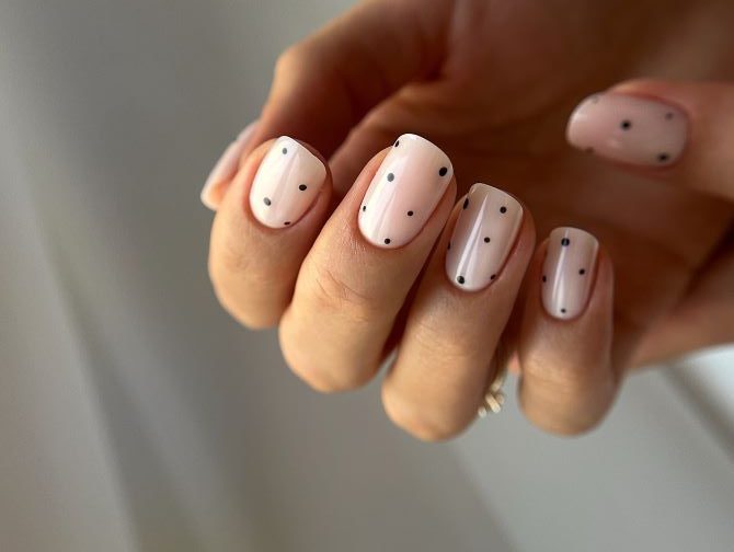 Скандинавский маникюр: минимализм и элегантность 1