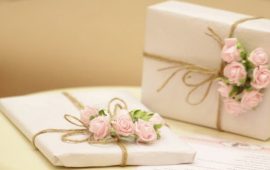 Що подарувати на весілля або річницю: ідеї зі змістом