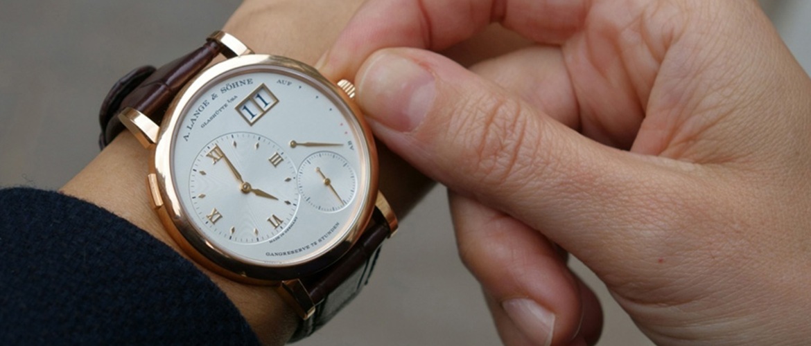 Наручные механические часы: стильный аксессуар для каждого