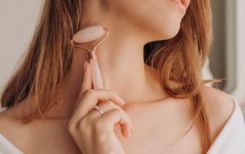 Rejuvenating the Skin of the Neck and Décolleté at Home: 5 Tips