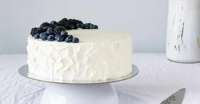 3 condensed milk creams that will complement any cake 3