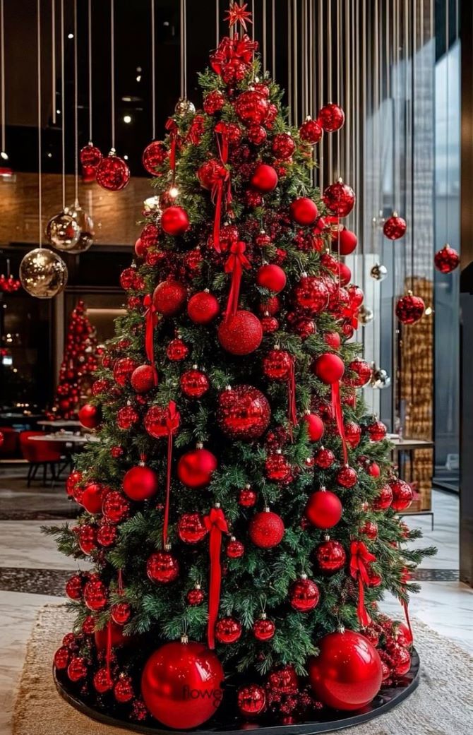 В каком цвете наряжать елку в 2026 году: лучшие идеи для года Лошади 19