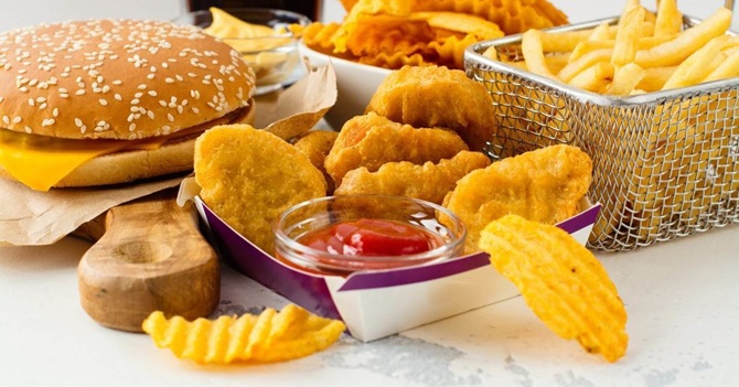 3 продукти, які прискорюють старіння шкіри 3