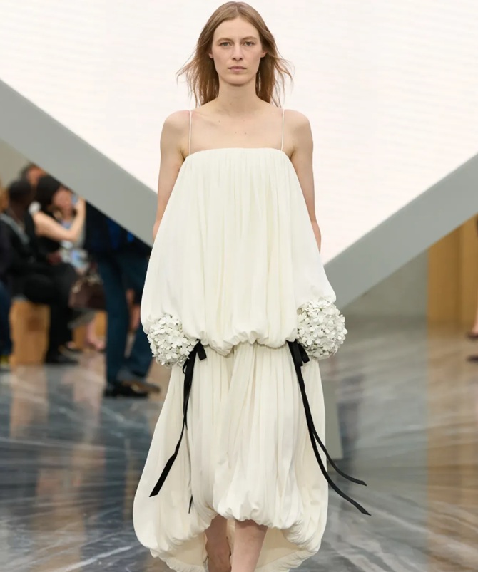 Cloud Dancer – как носить главный цвет 2026 года? 6