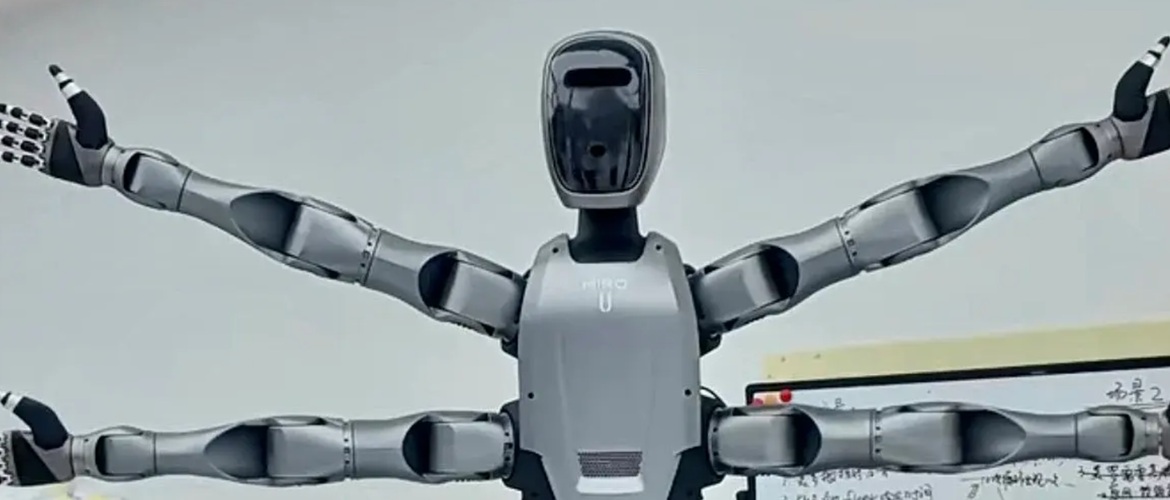 Ein sechsarmiger humanoider Roboter wurde vorgestellt