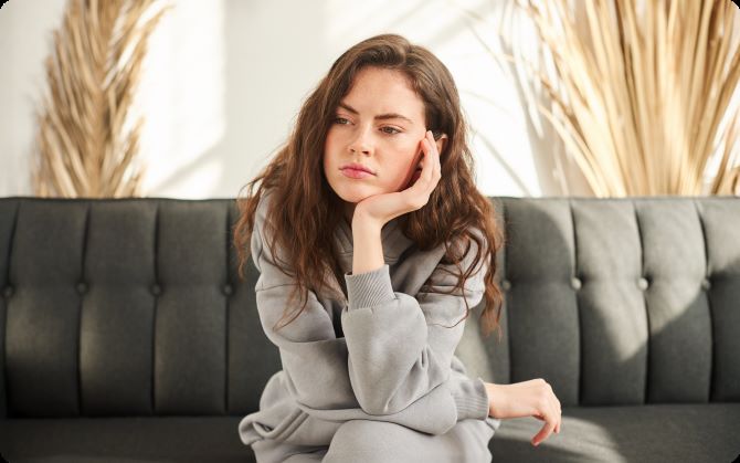 12 Everyday Habits That Harm Your Skin 1