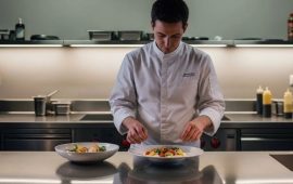 Униформа для HoReCa в стиле минимализм: почему это тренд №1