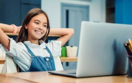 Як допомогти підлітку вчитися вдома і не перетворити дім на “другу школу”