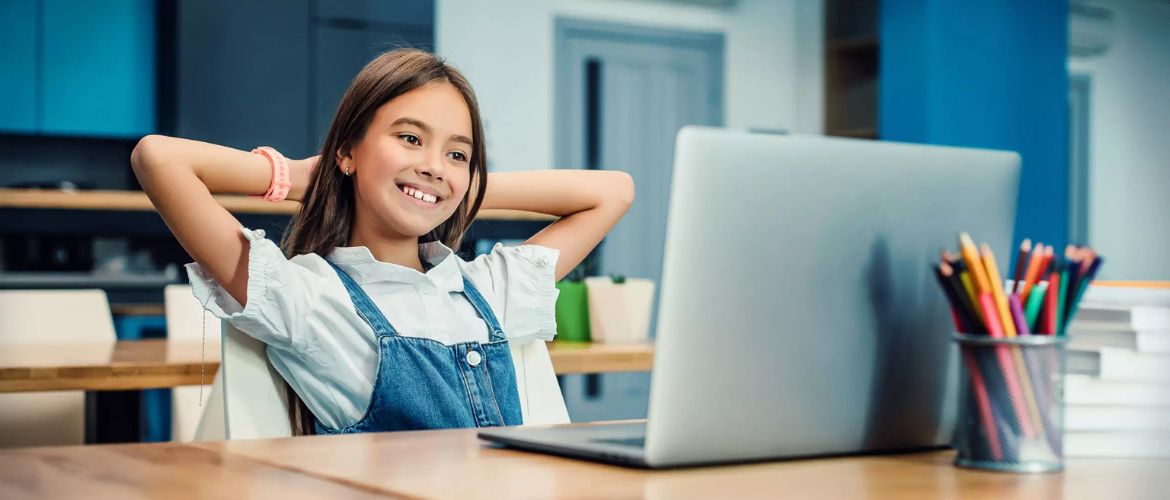 Як допомогти підлітку вчитися вдома і не перетворити дім на “другу школу”