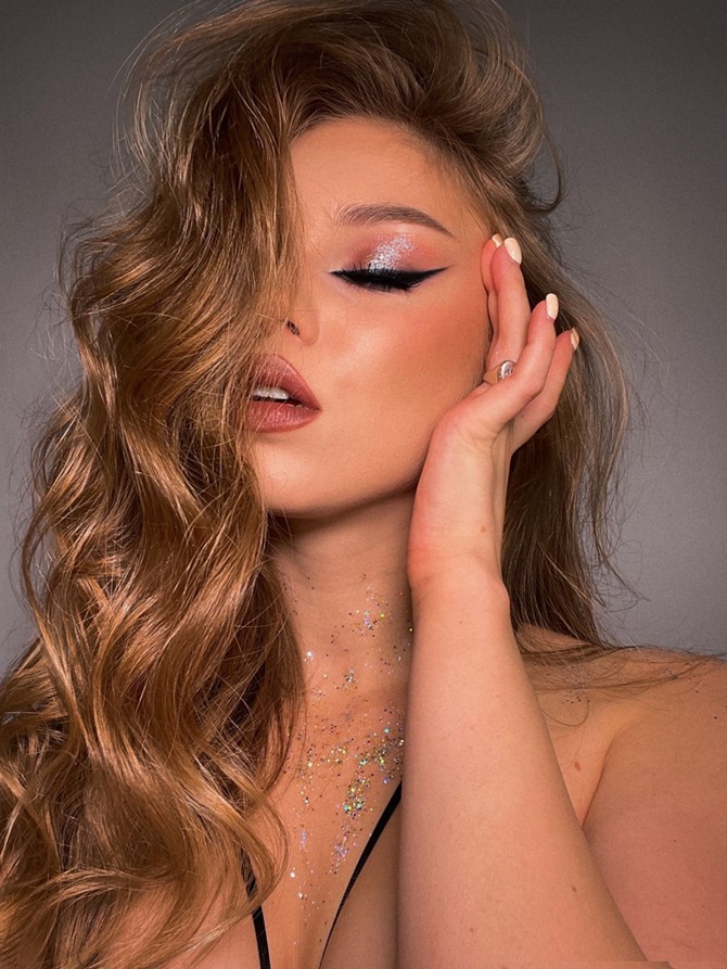 Самый быстрый макияж на Новый год 2026: 5 лучших идей 4