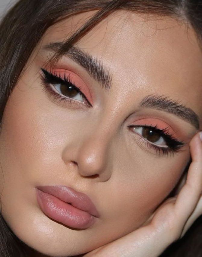Монохромный макияж: практичные и элегантные образы 5