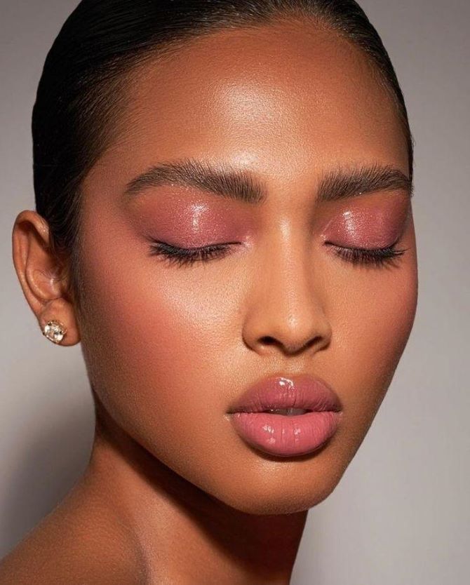 Монохромный макияж: практичные и элегантные образы 3