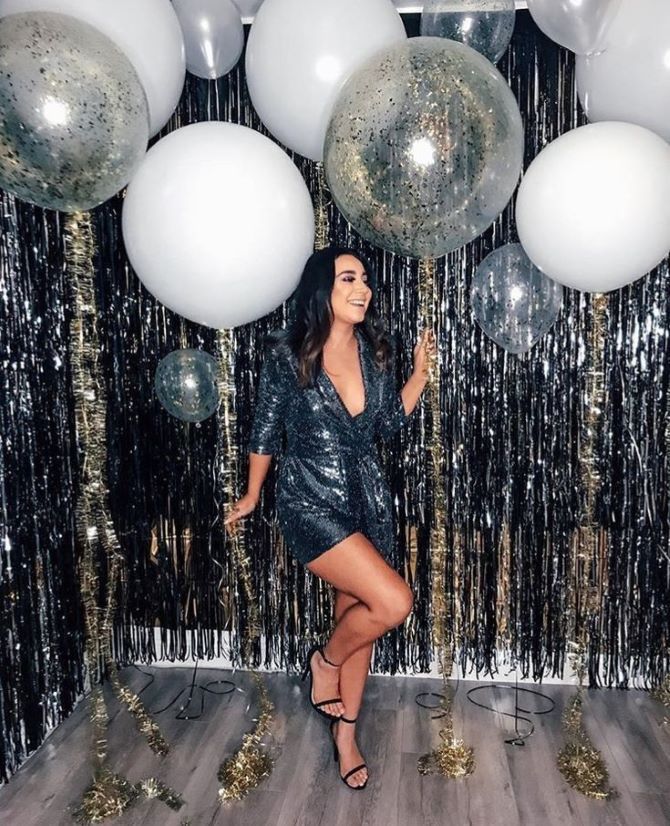 DIY New Year’s Photo Booth: TOP 8 Ideas for 2026 38