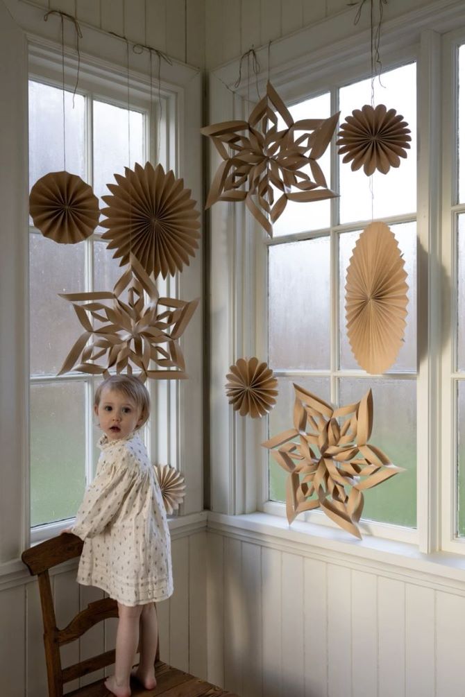 DIY New Year’s Photo Booth: TOP 8 Ideas for 2026 10