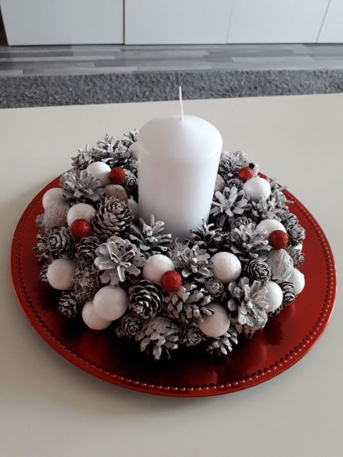 Новогодние поделки из шишек: красивые идеи декора своими руками 16