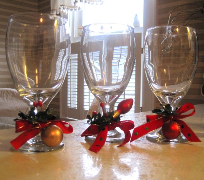 Декор новорічного столу 2026: як створити атмосферу свята на рік Коня 22